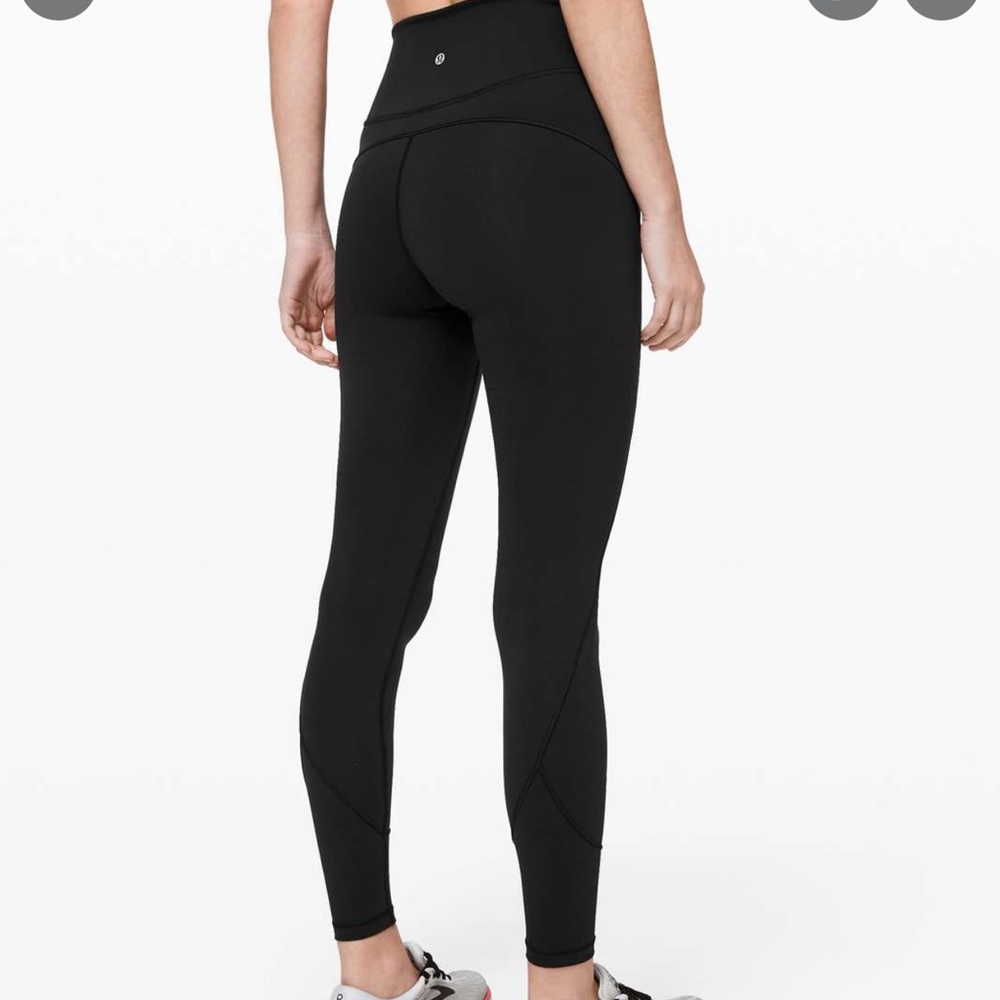 Lululemon In Movement Tight 28” - Black
